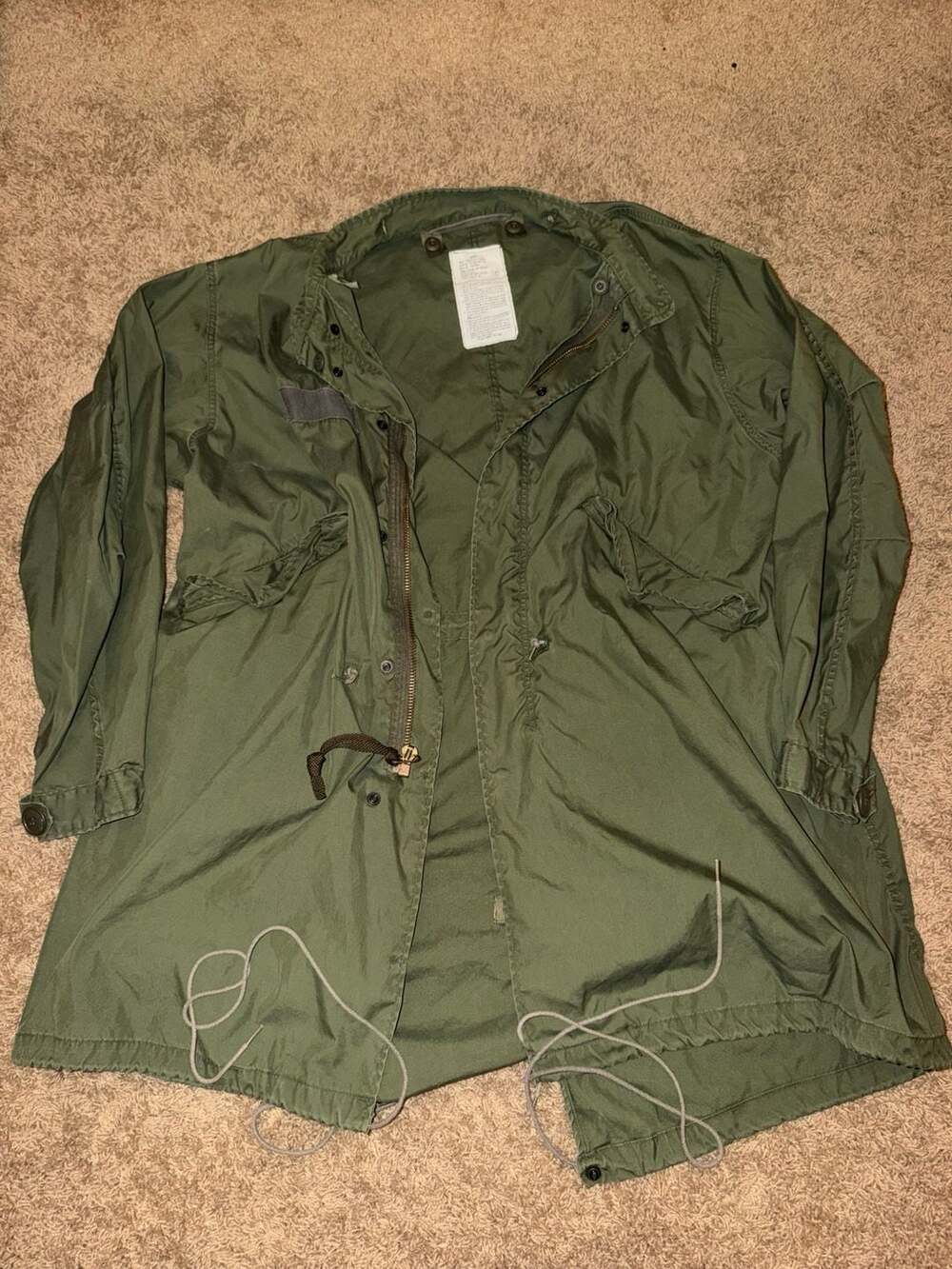 Vintage US Military M-65 Extreme Cold Weather Fishtail Parka Shell Medium